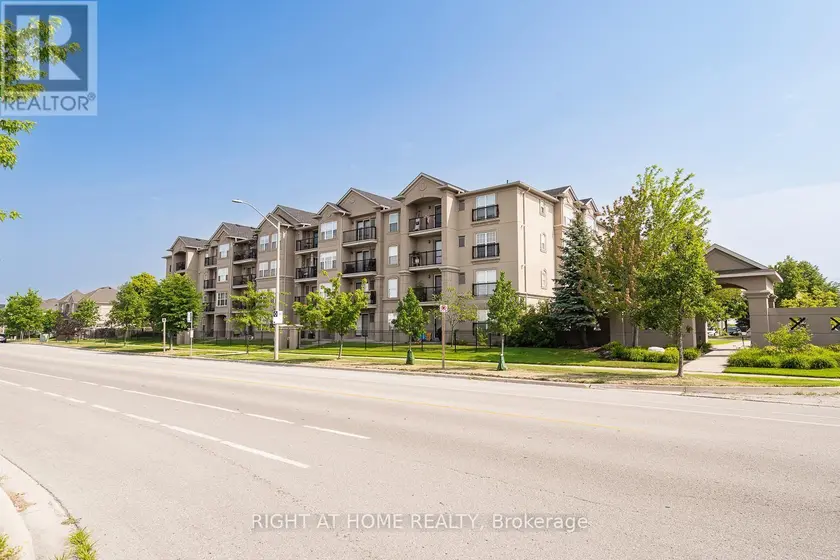 Apartment at 302 - 1471 MAPLE AVENUE, Milton