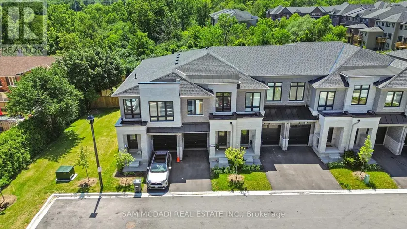 Townhouse at 2076 COPPENWOOD COMMON, Burlington
