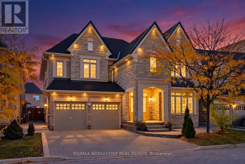 Detached at 14 SOLSTICE STREET, Brampton