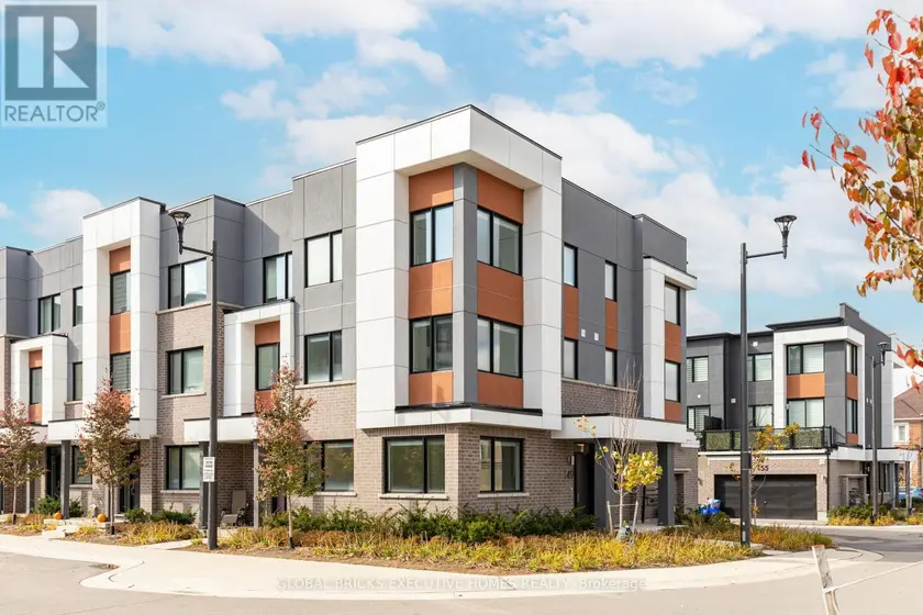 Townhouse at 149 GROVEWOOD COMMON, Oakville
