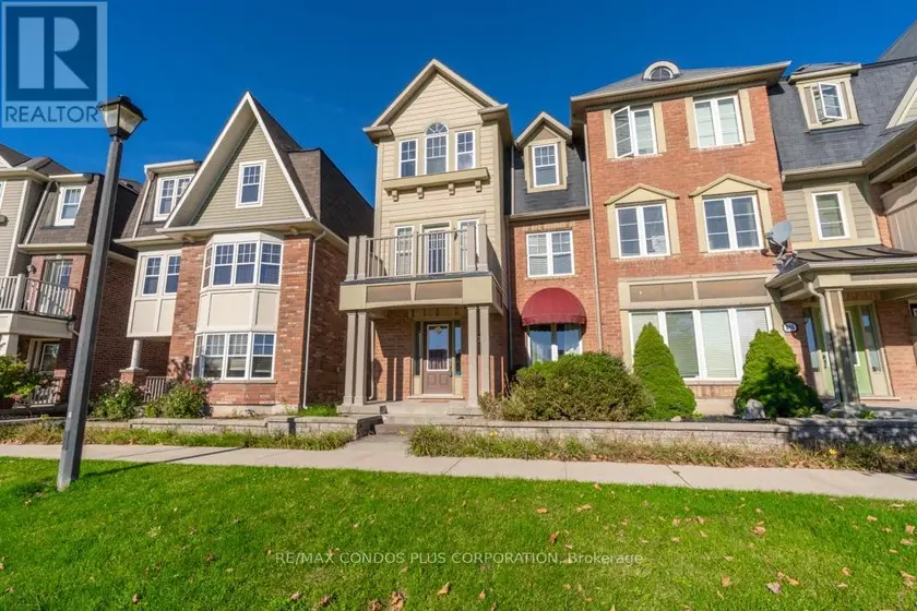 Townhouse at 258 MAGURN LANE, Milton