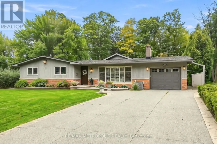 Detached at 1228 ELGIN CRESCENT, Oakville