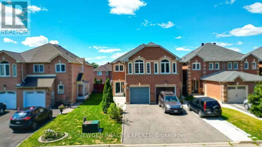 Townhouse at 42 MCCLEAVE CRESCENT, Brampton