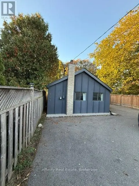 Detached at 121 PAISLEY BOULEVARD E, Mississauga