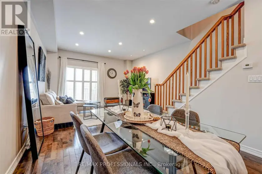 Townhouse at 676 ROWLEY COMMON, Burlington