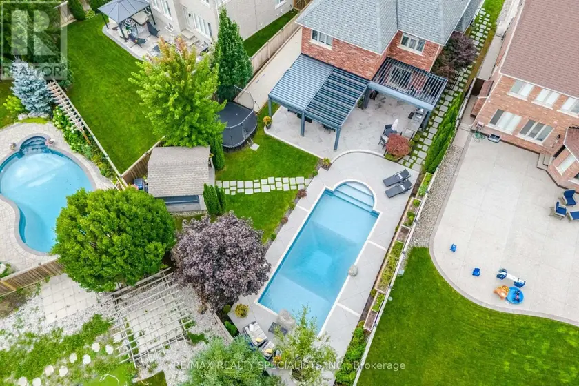 Detached at 6 MCCANDLESS COURT, Caledon