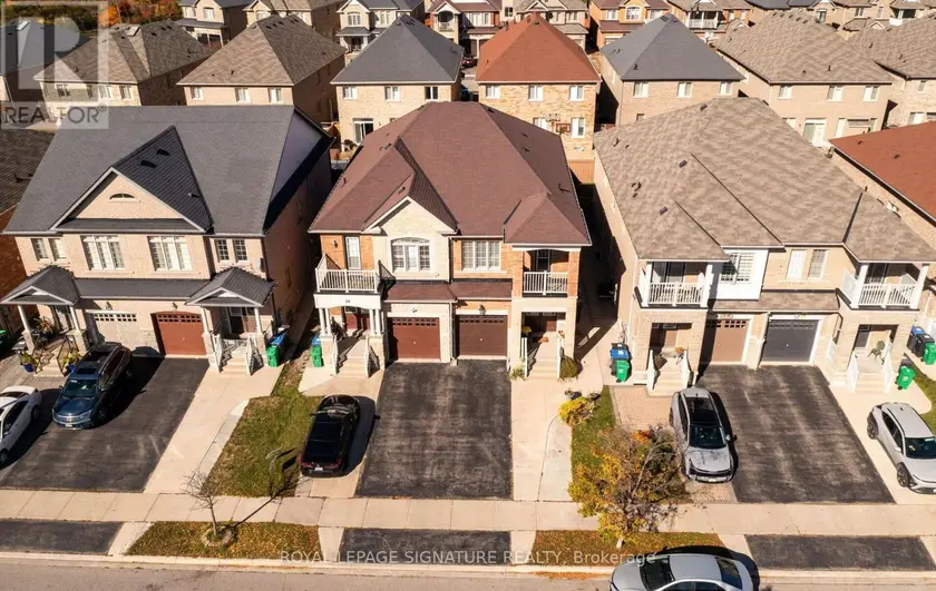 Semi-Detached/Link at 30 FRANKTOWN DRIVE, Brampton