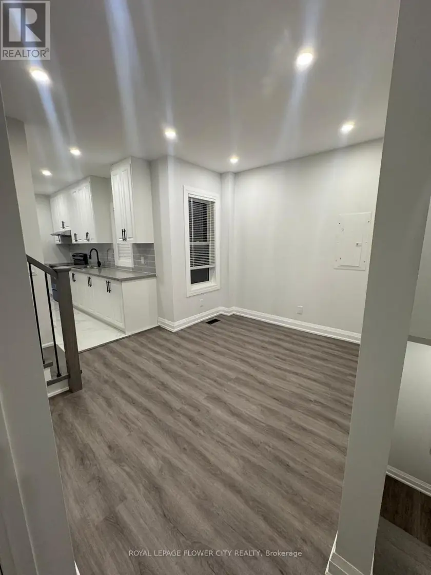 Semi-Detached/Link at #UPPER - 414 PERTH AVENUE, Toronto