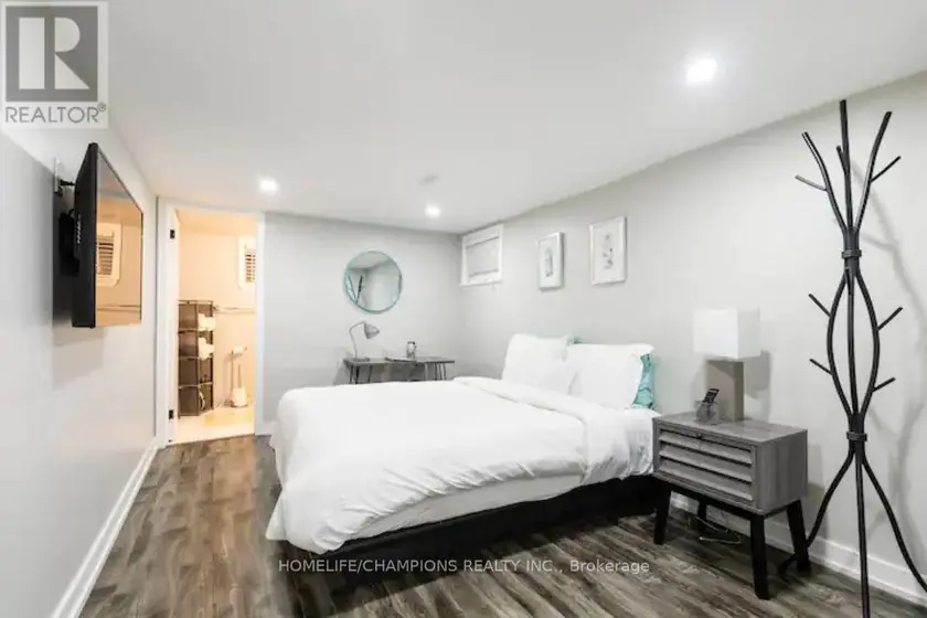 Multiplex at BSMT - 112 SPRINGHURST AVENUE, Toronto