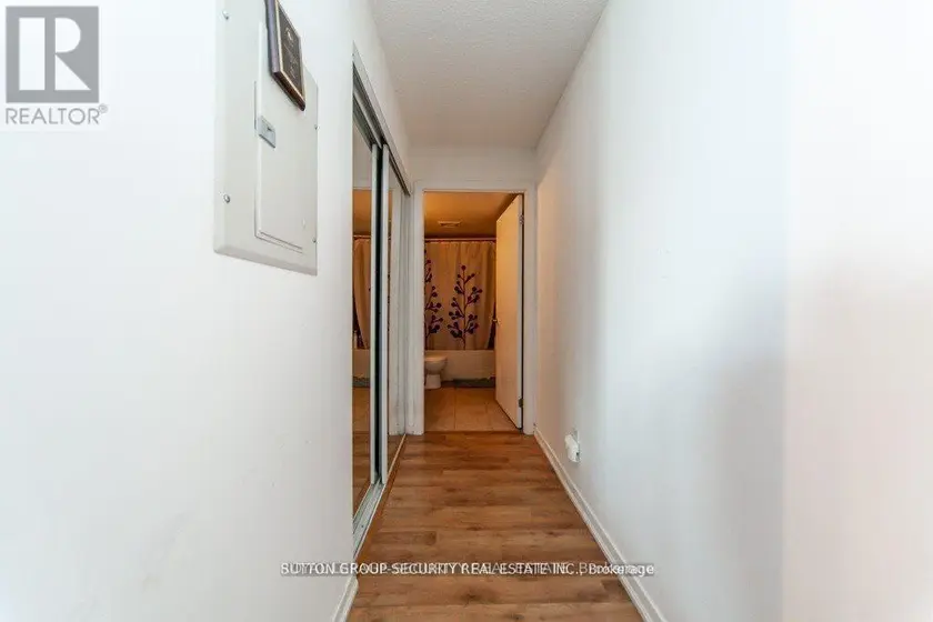 Apartment at 610 - 38 JOE SHUSTER WAY, Toronto