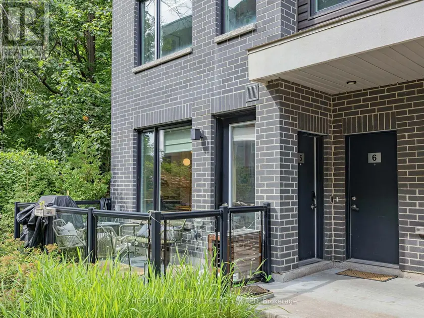 Townhouse at 5 - 3488 WIDDICOMBE WAY, Mississauga