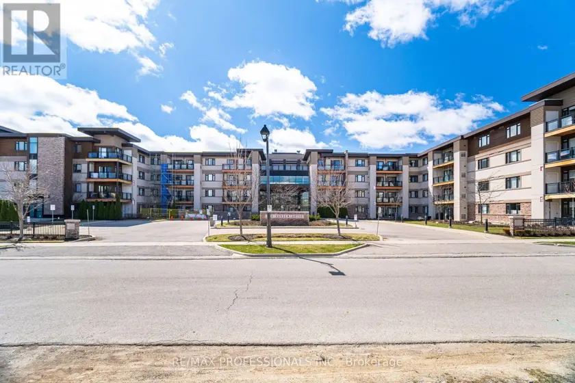 Apartment at 323 - 128 GARDEN DRIVE, Oakville