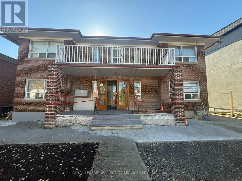 Multiplex at 6 - 19 ROSELAND DRIVE E, Toronto
