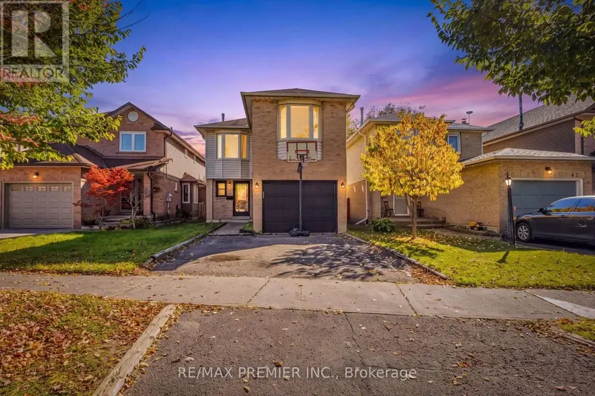 Detached at 45 ROSEBUD AVENUE, Brampton