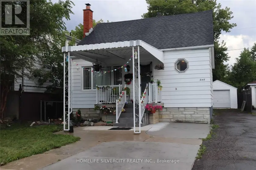 Detached at 3143 MERRITT AVENUE, Mississauga