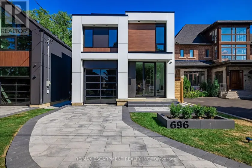Detached at 696 MONTBECK CRESCENT, Mississauga