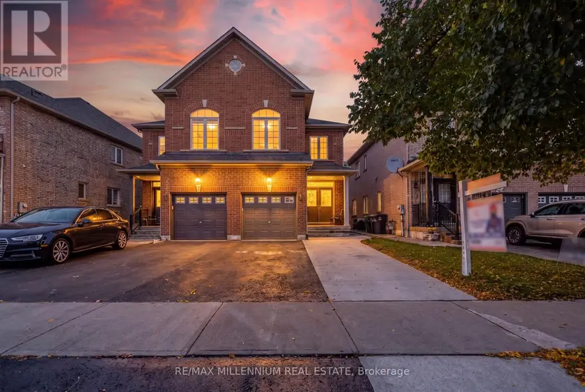 Semi-Detached/Link at 5 KILREA WAY, Brampton