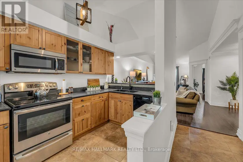Apartment at 143 - 109 BRISTOL ROAD E, Mississauga