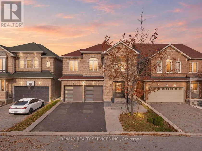 Detached at 61 SIR JACOBS CRESCENT, Brampton