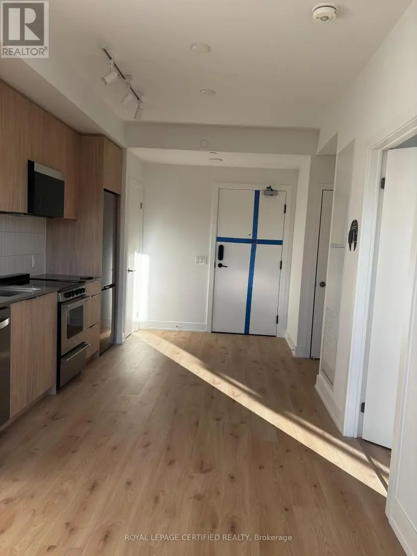 Apartment at 303 - 3008 WILLIAM CUTMORE BOULEVARD, Oakville