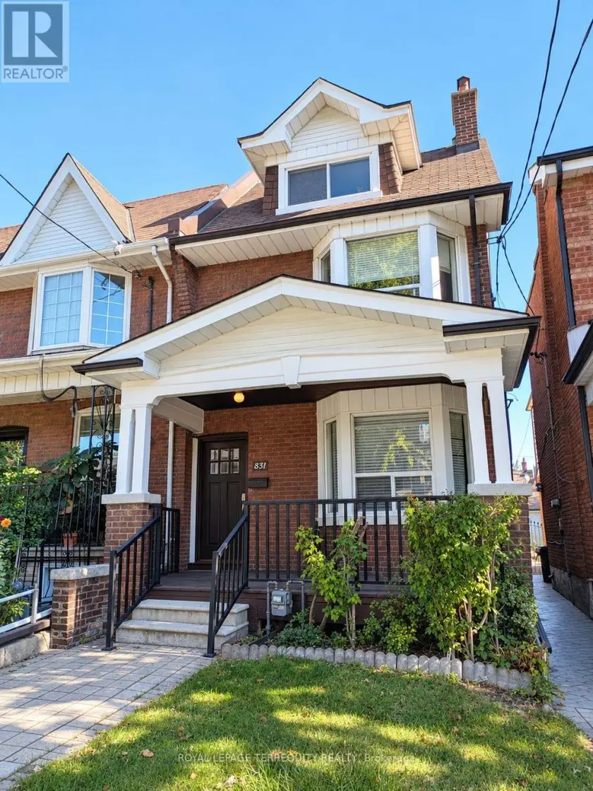 Detached at 831 SHAW STREET, Toronto