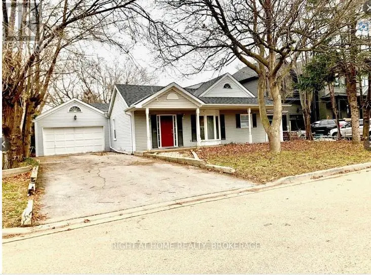 Detached at 15 JOHN STREET, Milton
