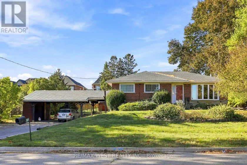 Detached at 10168 TENTH LINE, Halton Hills