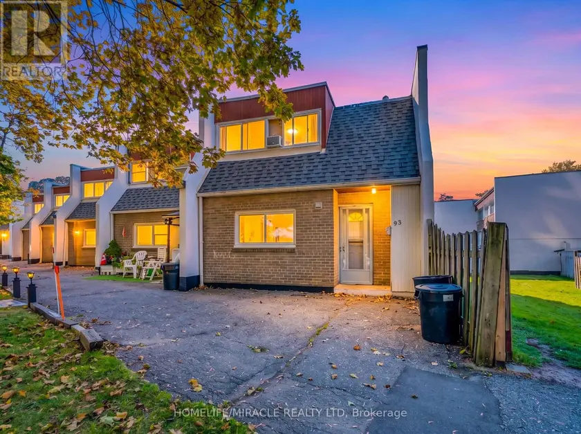 Townhouse at 93 - 2901 JANE STREET, Toronto