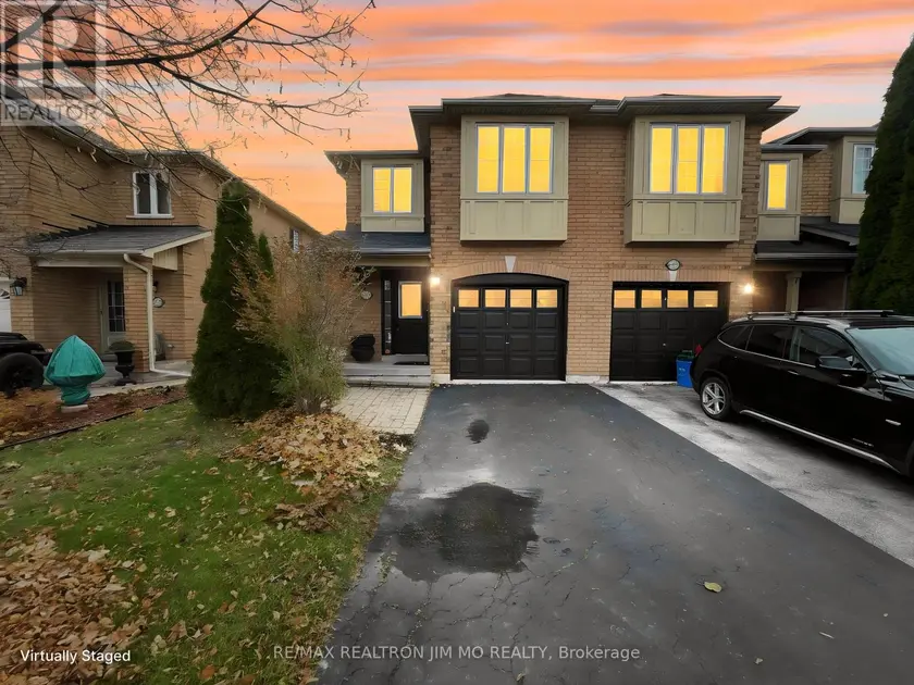 Townhouse at 2272 HUMMINGBIRD WAY, Oakville
