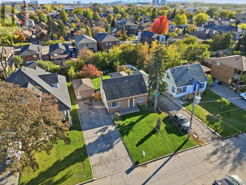 Detached at 109 GLEN LONG AVENUE, Toronto