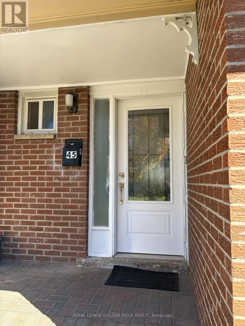 Townhouse at 45 - 3525 BRANDON GATE DRIVE, Mississauga