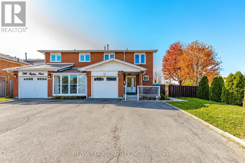 Semi-Detached/Link at 7262 SIGSBEE DRIVE, Mississauga