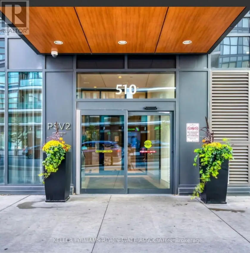 Apartment at 402 - 510 CURRAN PLACE, Mississauga