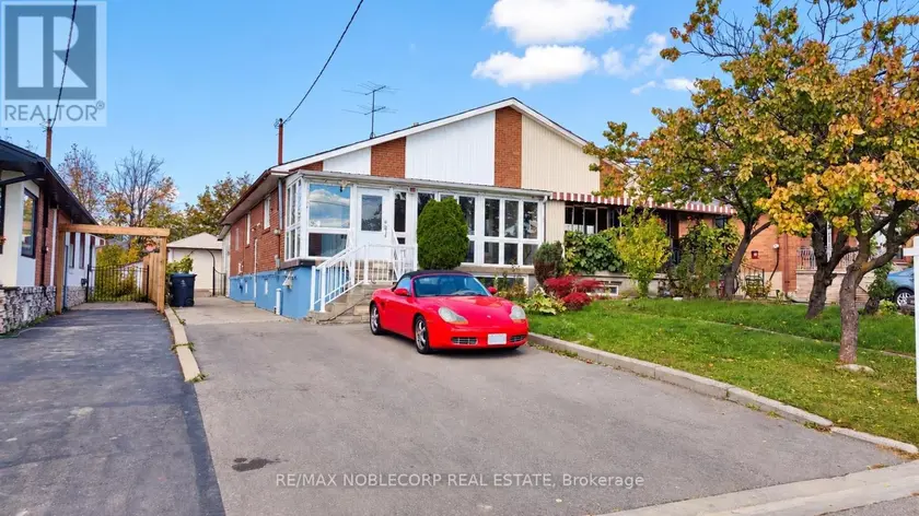 Semi-Detached/Link at 95 SNOWOOD COURT, Toronto