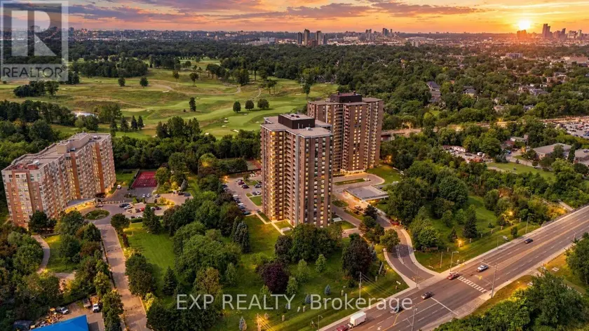 Apartment at 2101 - 1515 LAKESHORE ROAD E, Mississauga