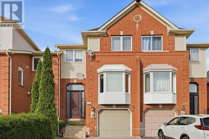 Townhouse at 1199 LEEWOOD DRIVE, Oakville