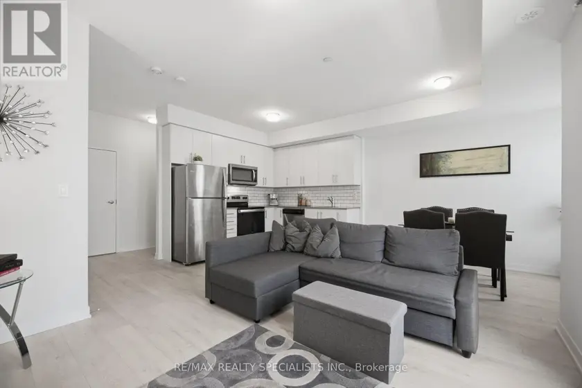 Townhouse at 21 - 3405 RIDGEWAY DRIVE, Mississauga