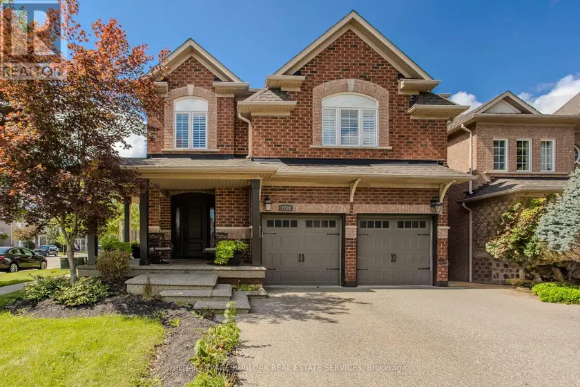 Detached at 2248 ELMSIDE CRESCENT, Burlington