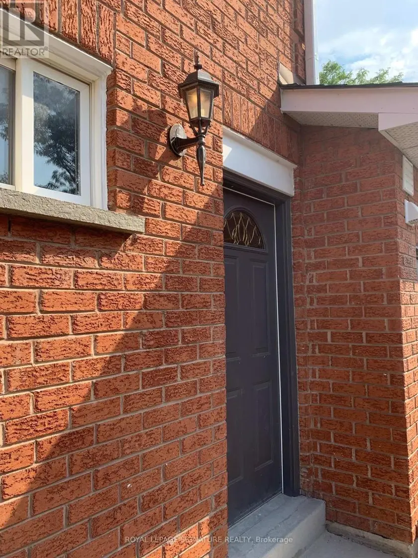 Detached at LEGAL BASEMENT - 1540 MANORBROOK COURT, Mississauga