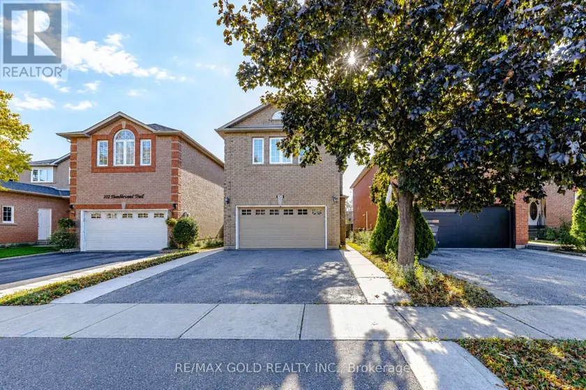 Detached at 104 TUMBLEWEED TRAIL, Brampton