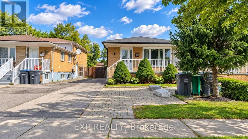 Semi-Detached/Link at LOWER - 3425 LADDIE CRESCENT, Mississauga