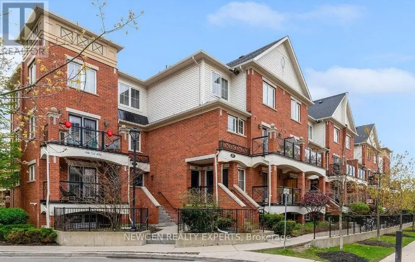 Townhouse at 28 - 2468 POST ROAD, Oakville