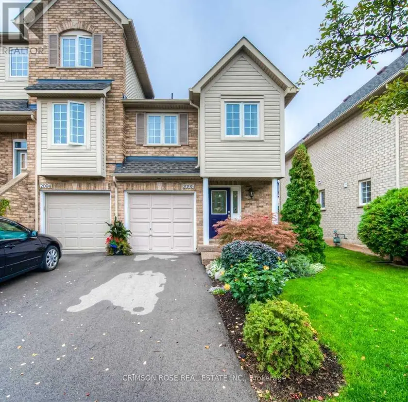 Townhouse at 2096 GLENHAMPTON ROAD, Oakville