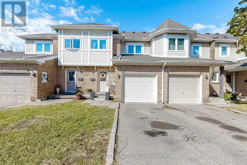 Townhouse at 83 WICKSTEAD COURT, Brampton