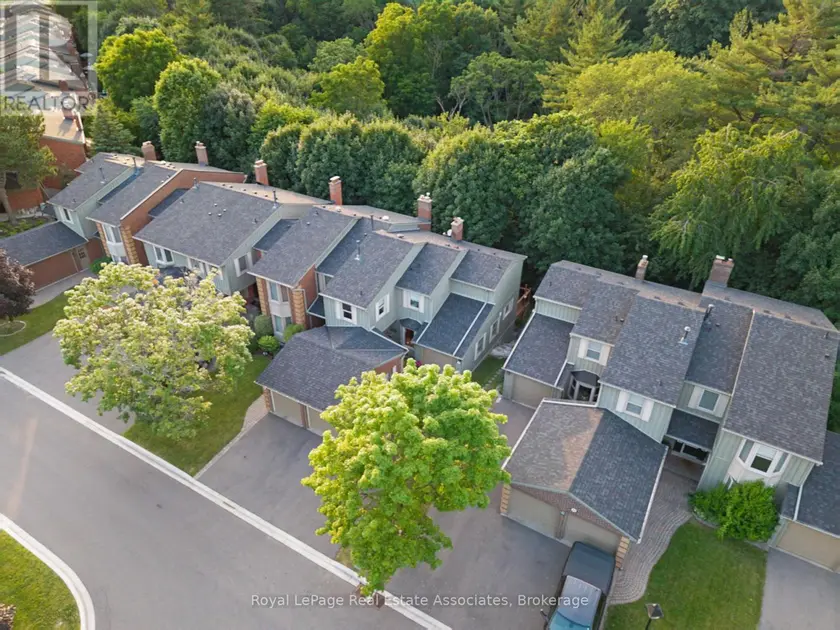 Townhouse at 29 - 3265 SOUTH MILLWAY, Mississauga
