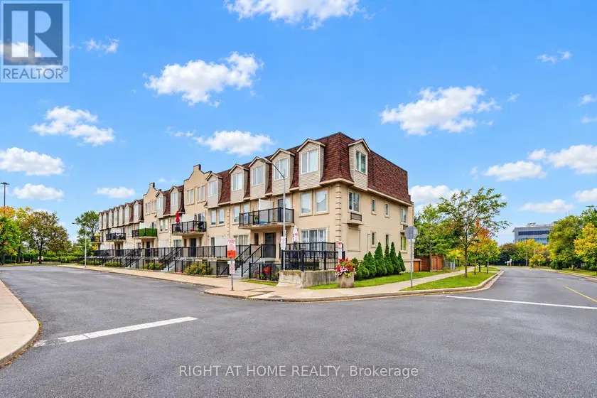 Townhouse at 2095 - 55 GEORGE APPLETON WAY, Toronto