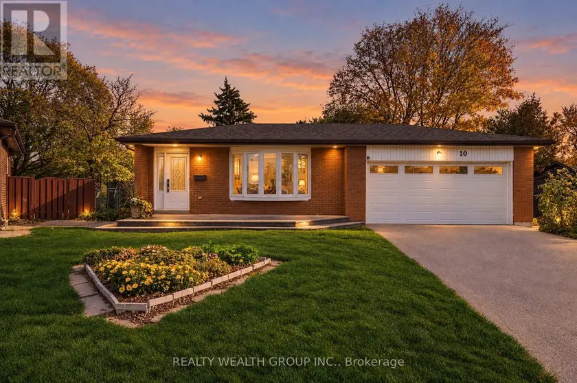 Detached at 10 FLAVIAN COURT, Brampton