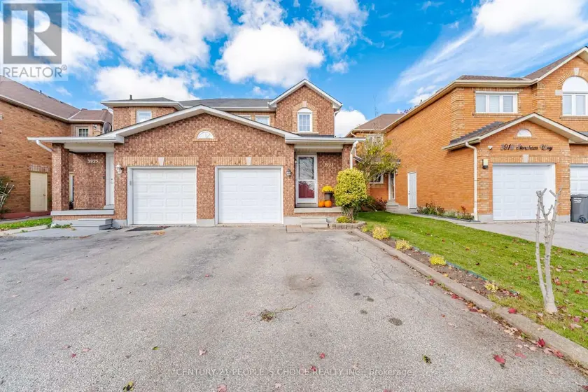 Semi-Detached/Link at 3923 STONEHAM WAY, Mississauga