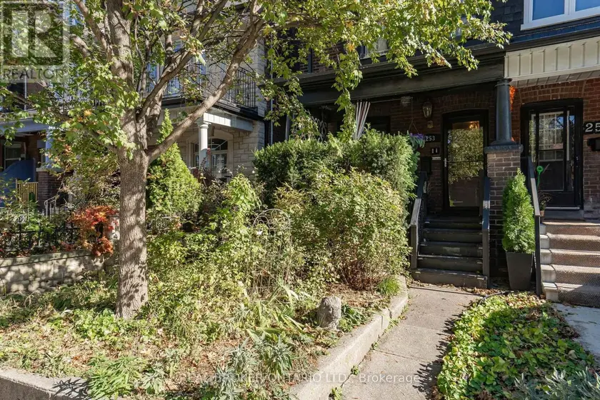 Semi-Detached/Link at 253 BARTLETT AVENUE, Toronto