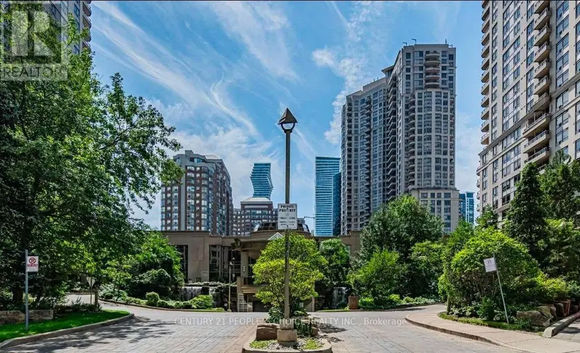 Apartment at 2425 - 3888 DUKE OF YORK BOULEVARD, Mississauga